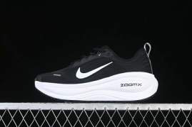 Picture of Nike Vomero Plus _SKUfw20772095475845889fw